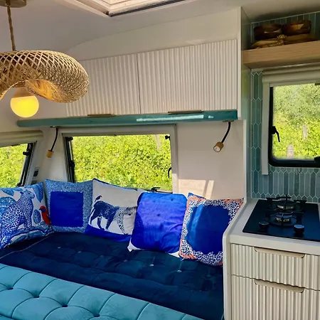 Дом отдыха Boho Luxury Caravan Kisapati